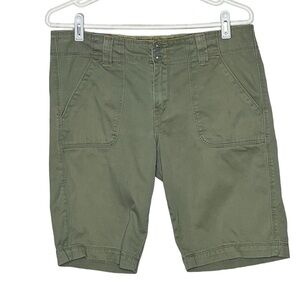 Levi’s Tab Twills Green Shorts Sz 8